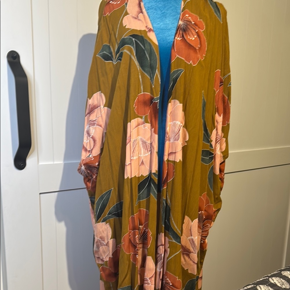 Oneill Kimberly Tobacco Floral Kimono Cover-Up- like new- size M/L - Picture 4 of 7
